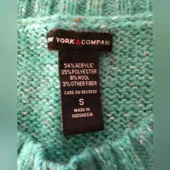VTG New York and Company Teal? White knit Braided Sweater Women Small - Picture 10 of 10